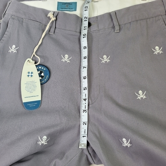 Castaway Nantucket Island Pirate Skull Pants. 34"×29" Grey and White - Picture 11 of 12